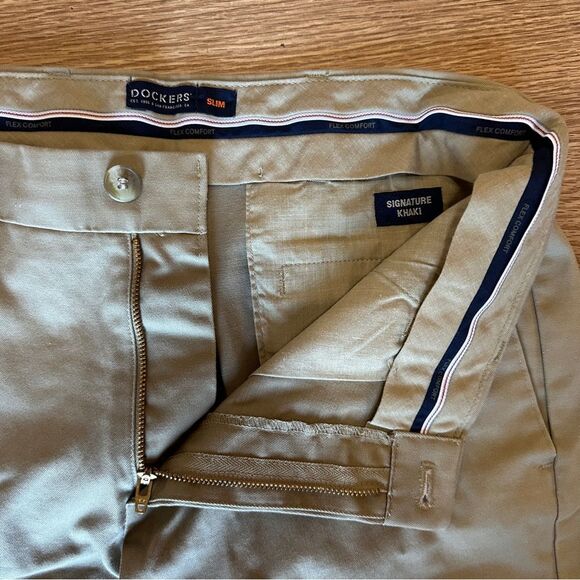 Dockers Men’s Slim Fit Stretch Khaki Pants W 30 L 29 - Picture 4 of 10
